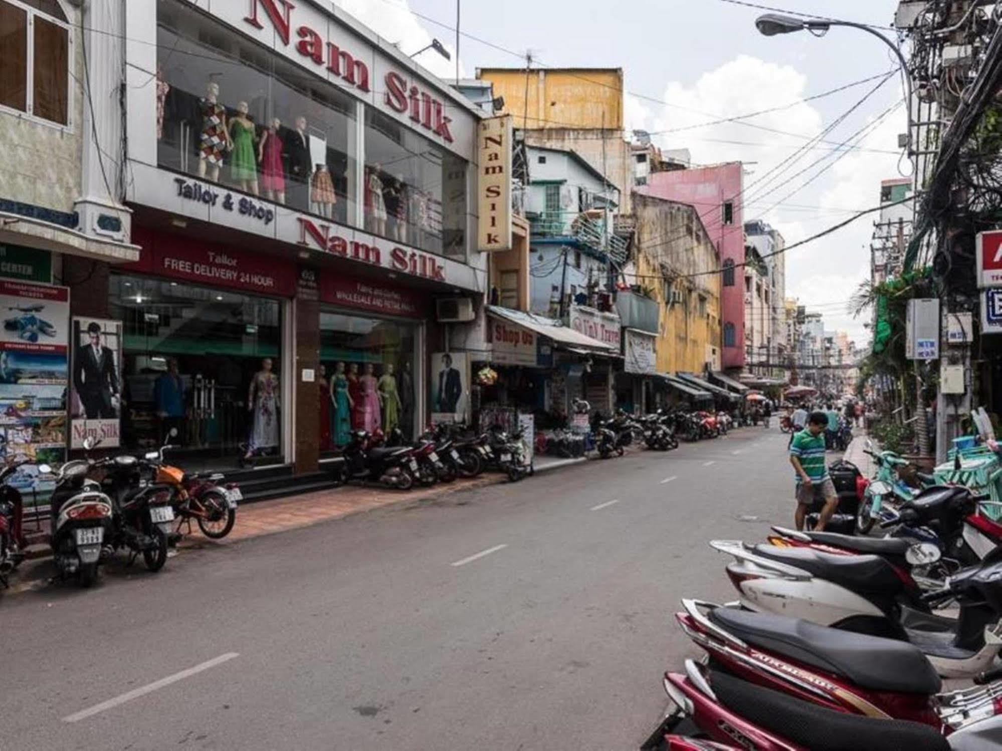 Saigon Odyssey Hotel - The Art Ho-Chi-Minh-Stadt Exterior foto